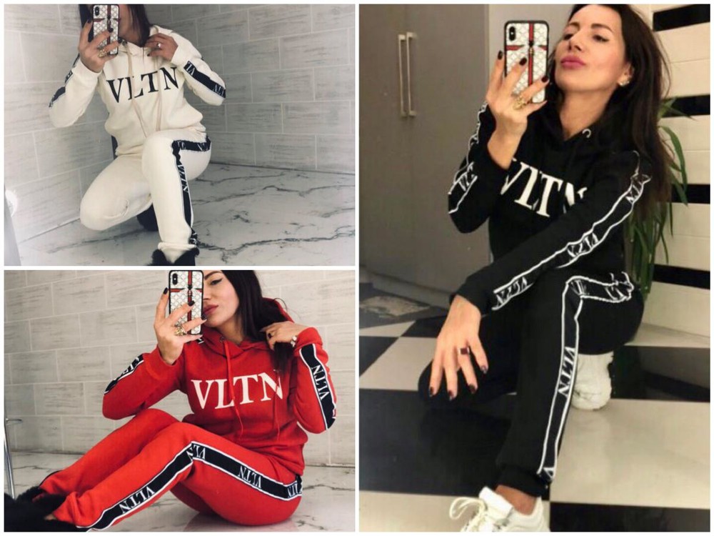 Спортивный костюм Valentino женские VLTN