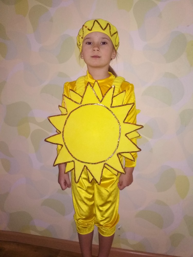 Костюм солнца взрослый. Костюм солнца для девочки. Костюм солнышка для девочки. Ребёнок в костюме солнца. Карнавальный костюм "солнышко".