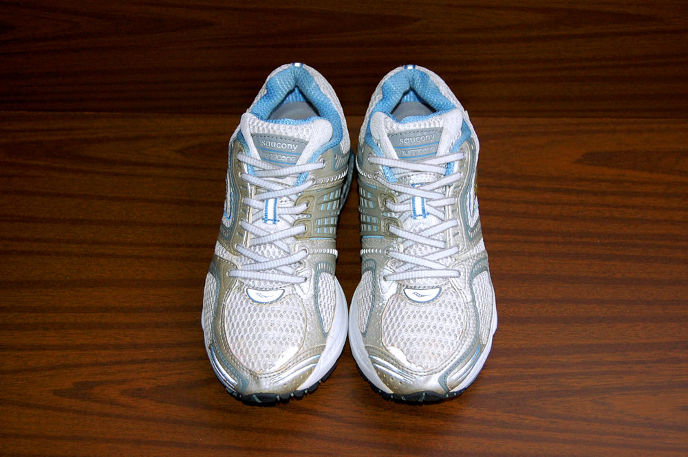 saucony hurricane x