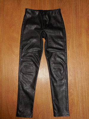 Продаю брючки H&M плотненький мягкий кожзам, 11-12 лет.