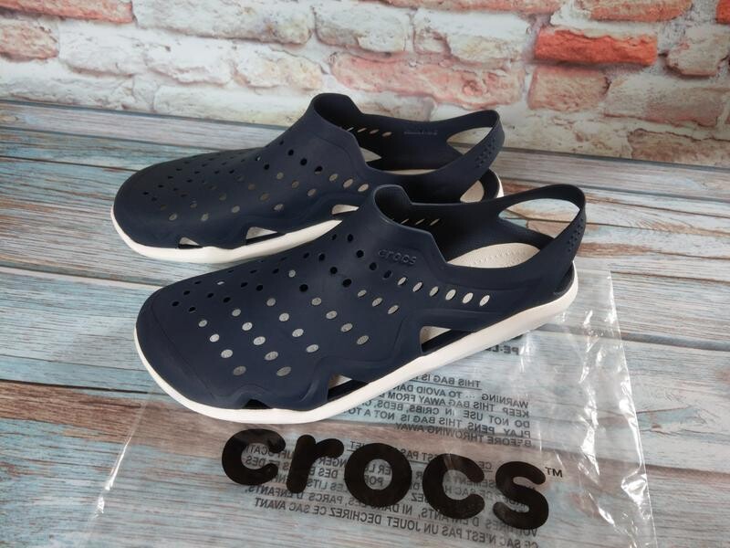 Crocs men's swiftwater wave sandals m10, 43-44 фото №1
