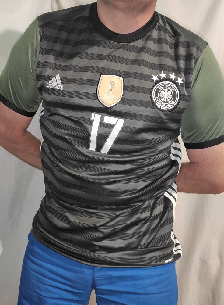 Спортивная фирменная футболка футбольная adidas зб германии .boateng.л-хл фото №1