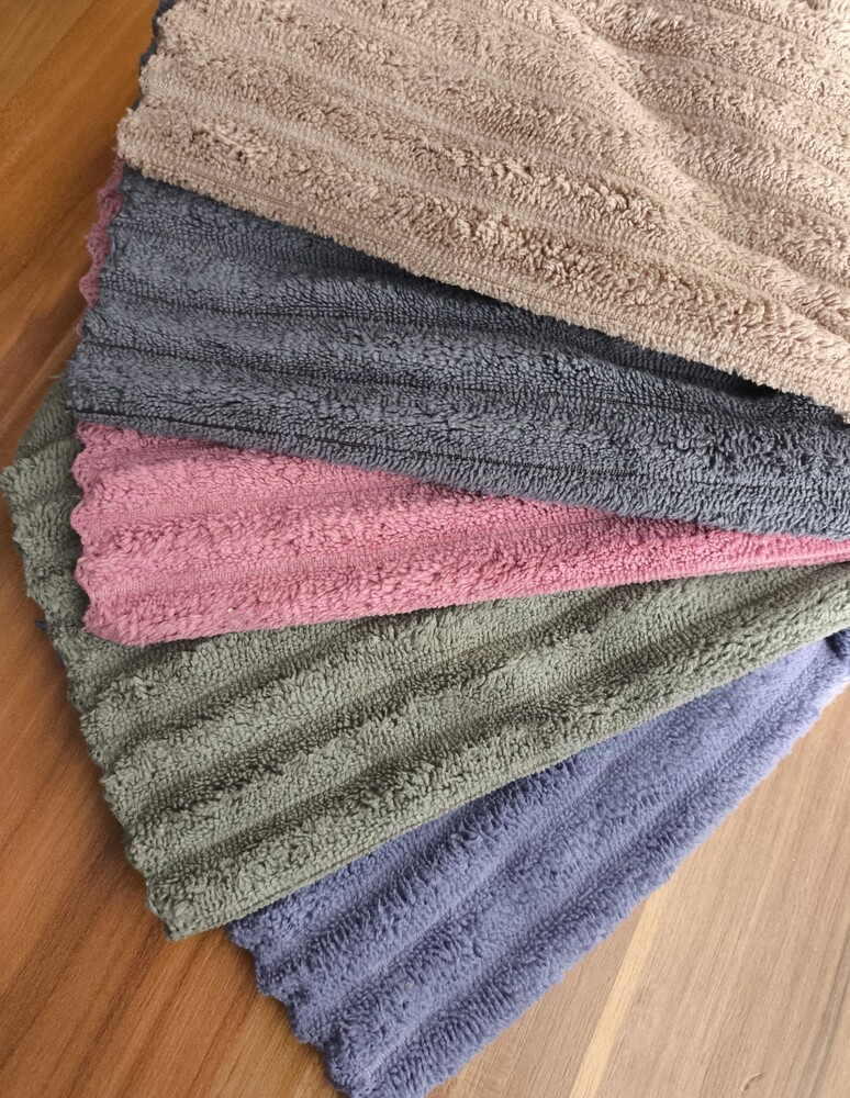 Салфетки, полотенца из микрофибры 30х30 см фото №1