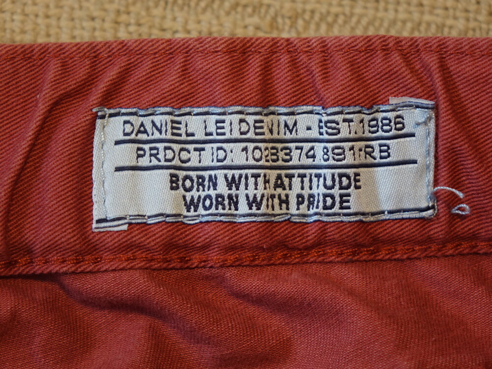 Джинсы - джоггеры с двойным поясом из денима свекольного цвета dl project 86 англия 32 s. фото №6