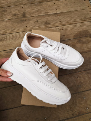 Жіночі білі шкіряні кеди, кросівки, натуральна шкіра, 36,37,38р