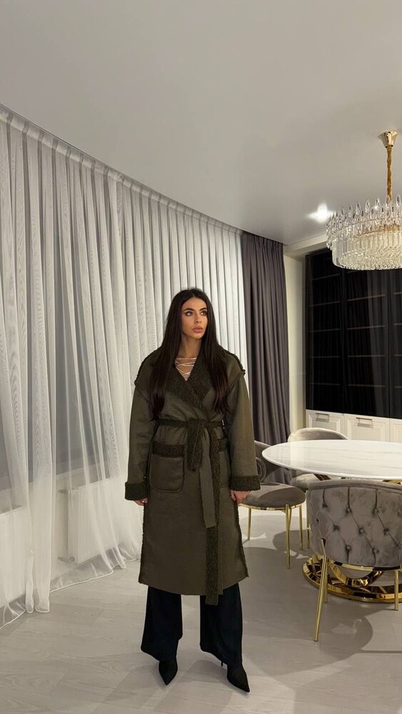 Жіночий верхній одяг, стильна дублянка на запах фото №3