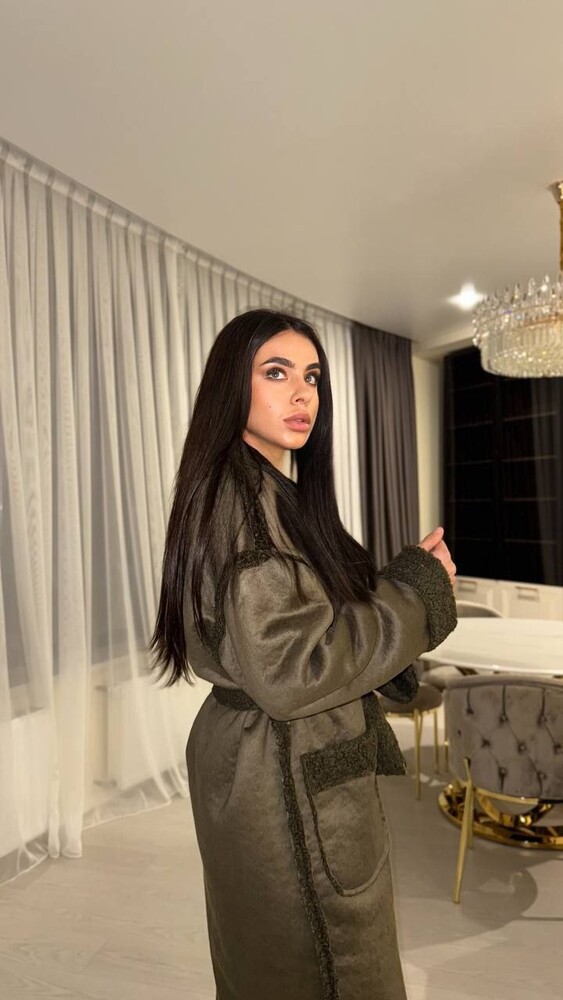 Жіночий верхній одяг, стильна дублянка на запах фото №4