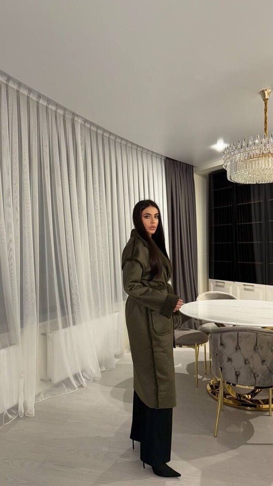 Жіночий верхній одяг, стильна дублянка на запах фото №7