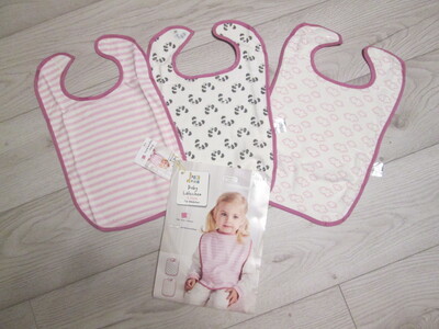 Набір із трьох слинявчиків для дівчинки